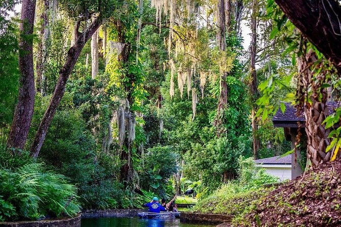 Clear Kayak Sunset Tour through The Winter Park Chain of Lakes - Moving from shaded canals to open lake views