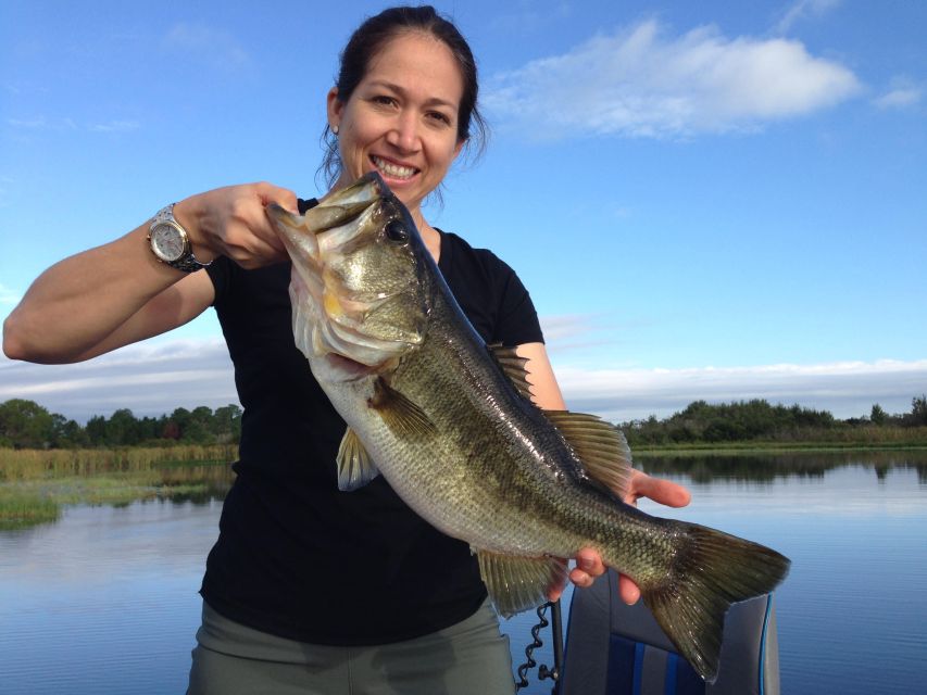 Clermont: Trophy Bass Fishing Experience with Expert Guide - The first few minutes: safety, gear, and a fast start