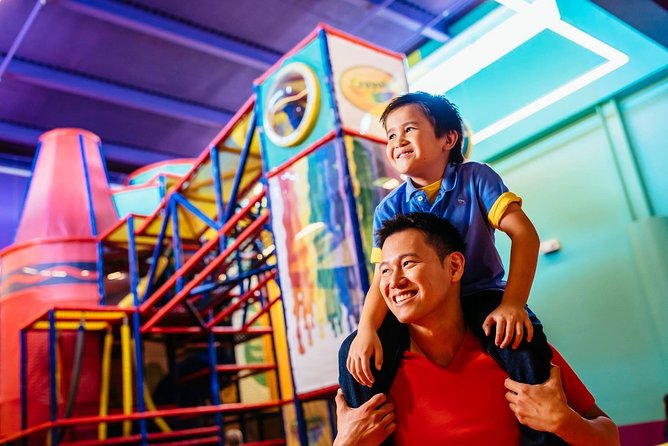 Crayola Experience Orlando Ticket - The Crayon Demonstration and What You Actually Learn