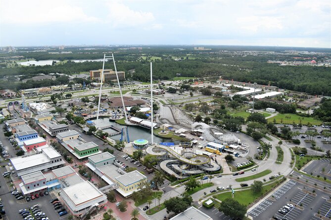 Day 16 miles Private Helicopter Tour over Fun Spot - Is this a good choice for children and nervous flyers?