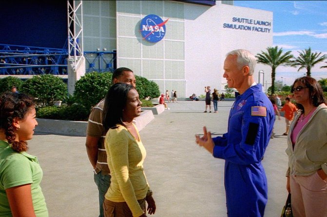 Kennedy Space Center Tour and Chat with an Astronaut Experience! - The Orlando pickup and the long day ahead
