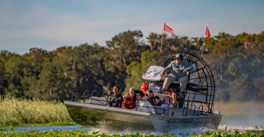 Kissimmee: Boggy Creek Airboat Ride with Optional Meal - Fossil and gemstone mining for children and adults
