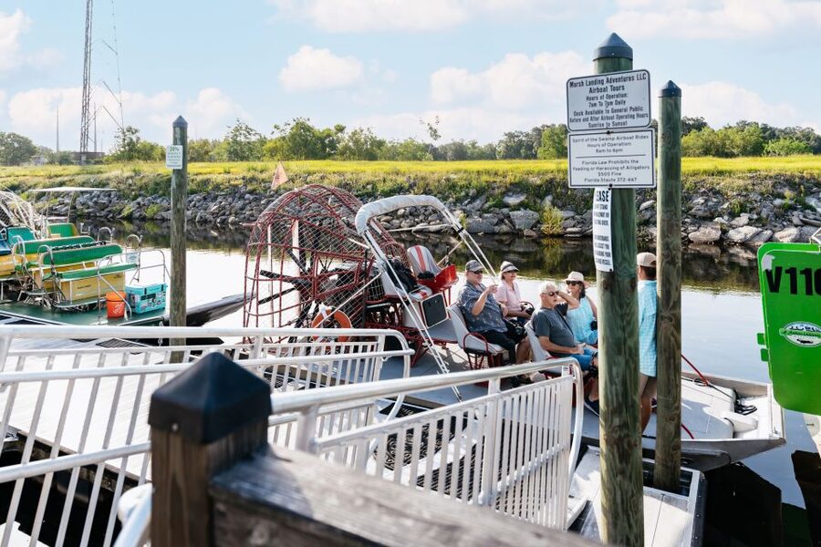 Kissimmee: Everglades Airboat Adventure Tour - Birds, flowers, and the wetland plants