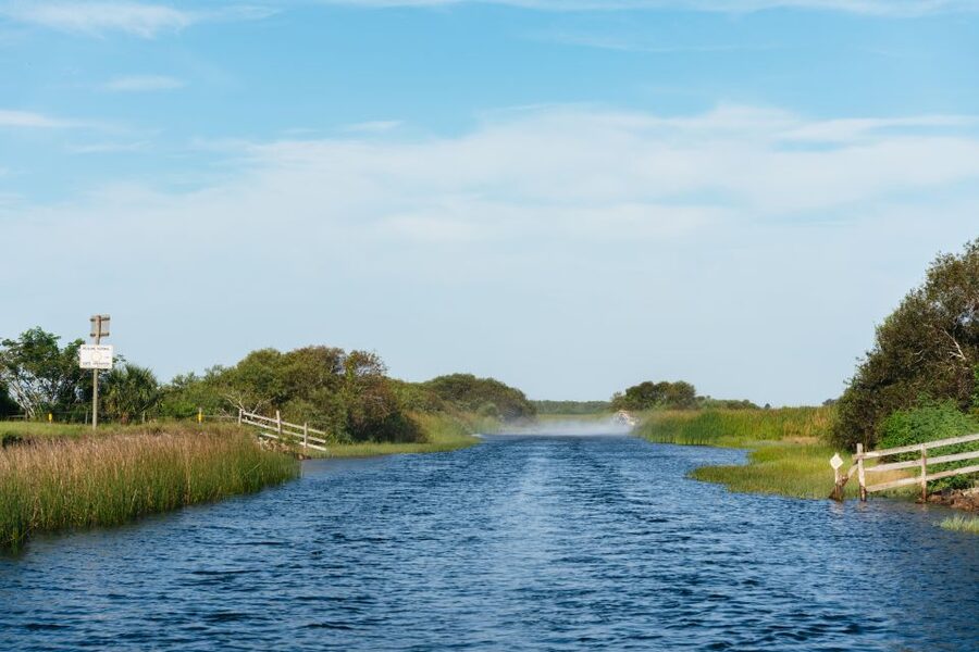 Kissimmee: Everglades Airboat Adventure Tour - Stories of Native Americans and early settlers
