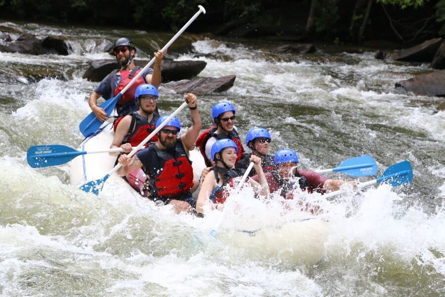 Middle Ocoee River Whitewater Rafting Trip - Most Popular - Starting below Ocoee Dam Number 2
