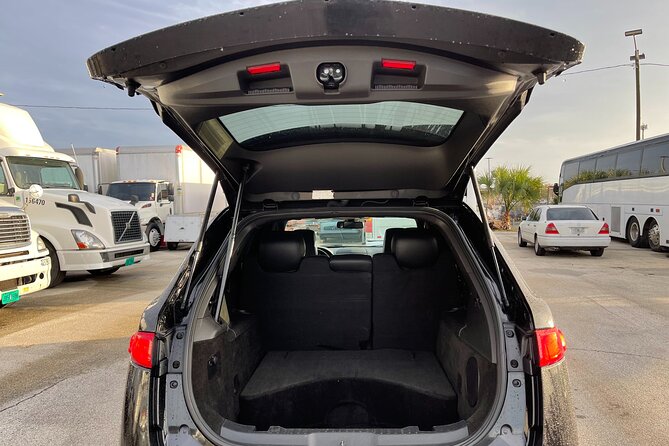 Orlando Airport MCO to Port Canaveral Luxury Sedan - What the driver service is really like