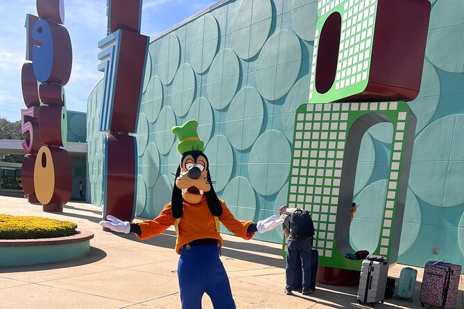 Orlando Airport to Lake Buena Vista Resorts Private Transfer - What Garfield and Paul add to the ride