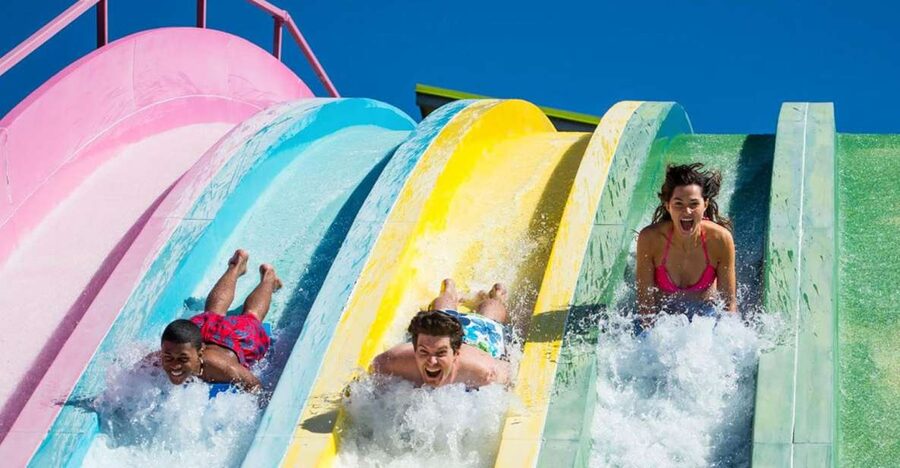 Orlando: Aquatica Water Park Admission Ticket - Food, drinks, and the cashless setup