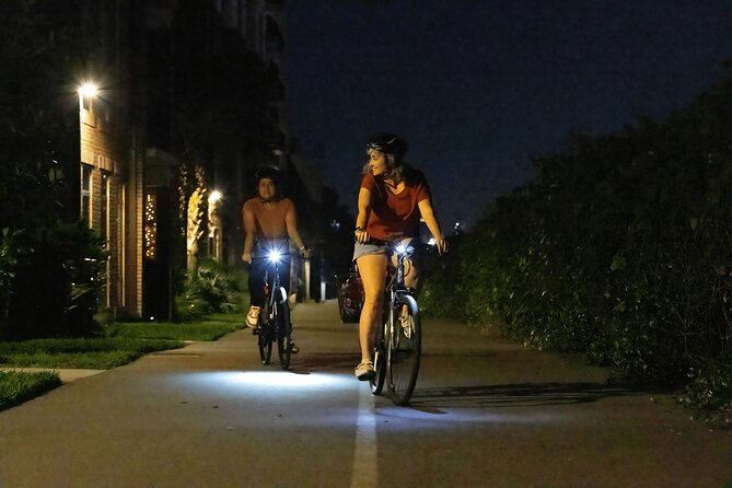 Orlando Night Bike Tour: A Fun Ride Thru the City’s Nightlife - Why Orlando works well by bicycle after dark