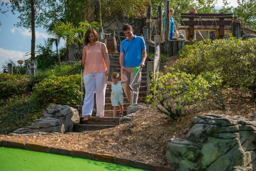 Orlando: Pirate's Cove Adventure Golf Entry Ticket - What your 18 holes actually include