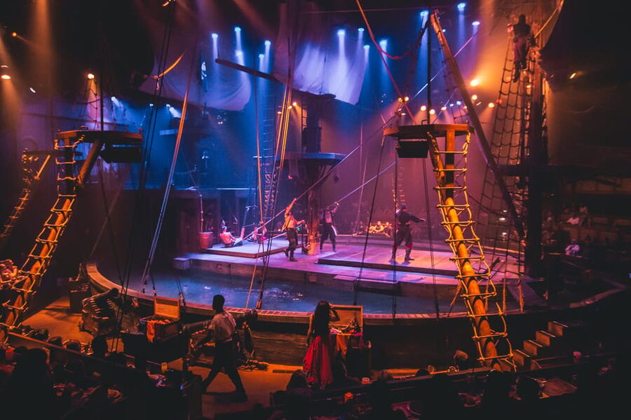 Orlando: Pirates Adventure Dinner Show with Drinks - Boarding the galleon in Orlando