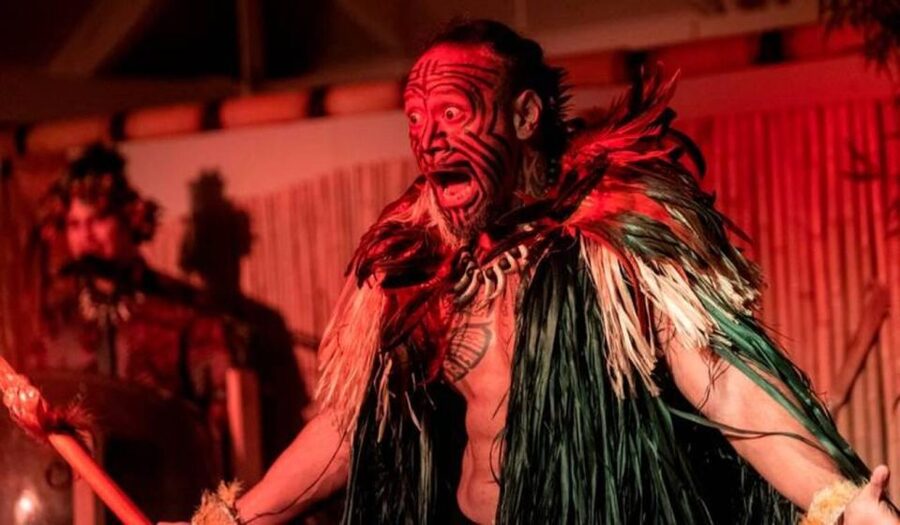 Orlando: Polynesian Fire Luau with Dinner and Live Show - The outdoor fire show is the payoff