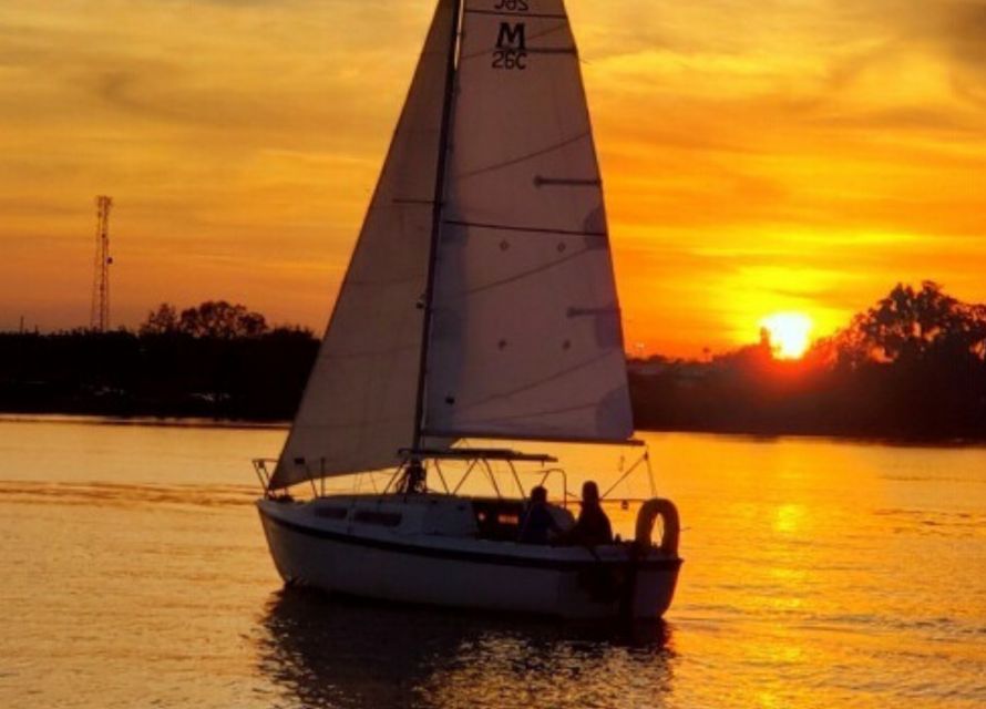 Orlando: Private Sunset Sailing Trip on Lake Fairview - Setting Sail as the Sun Drops