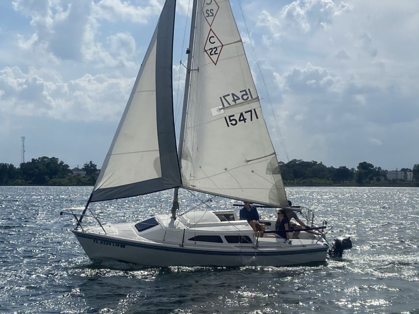 Orlando: Sailing Tour with Certified Sailing Instructor - What the first minutes aboard are like