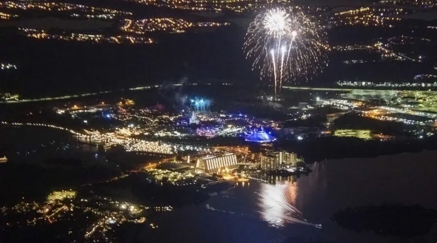 Orlando: Theme Parks After-Hours Private Helicopter Flight - Photos, clothing, and comfort