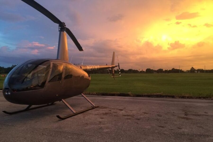Orlando: Theme Parks After-Hours Private Helicopter Flight - Old Town, Fun Spot, and Kissimmee beyond the parks