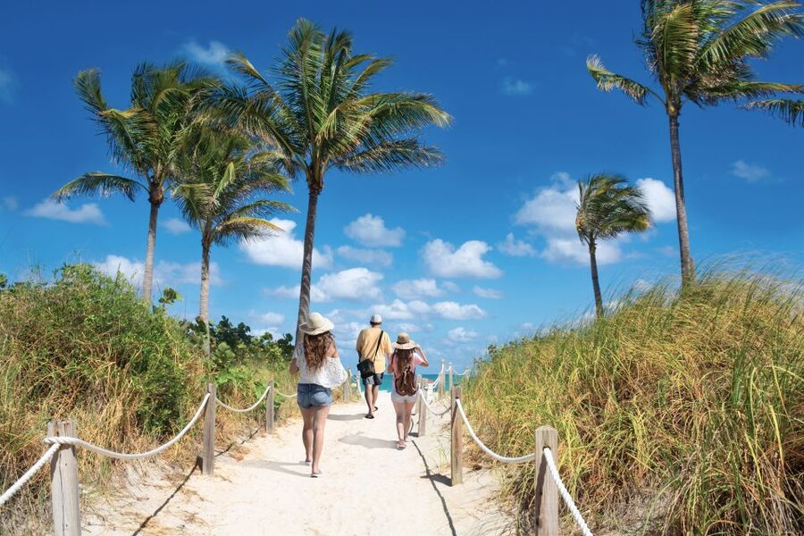 Orlando to Miami Shuttle: One-Way Trip - What the six-hour coach ride is really like