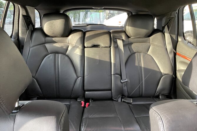 Port Canaveral to Orlando Airport MCO Luxury Sedan - The hotel pickup restriction is important