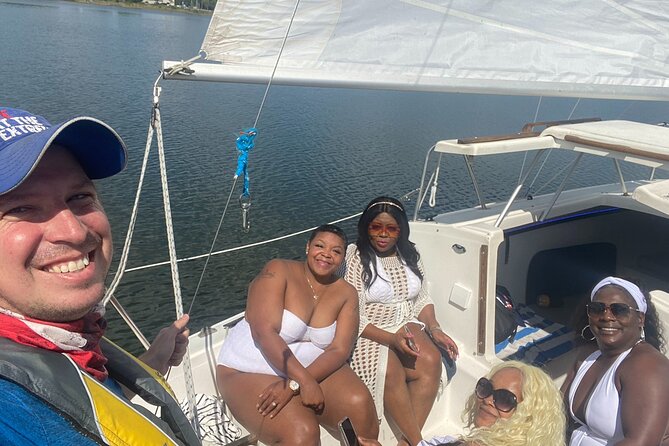 Private 2-Hour Day Sailing Experience - Relaxation, romance, or a first lesson