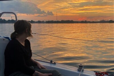 Private 2-Hour Sunset Sailing Tour on Lake Fairview