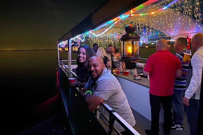 Riverboat Sunset Cruise in St Cloud - Why families and couples may both enjoy it