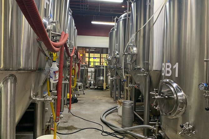 Sanford's Craft Beer and History Tour - What the guide adds to the experience