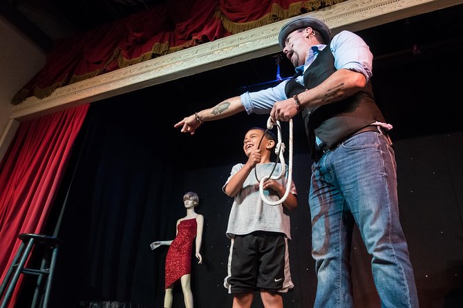 The Outta Control Magic Dinner Show in Orlando - Value for a family evening