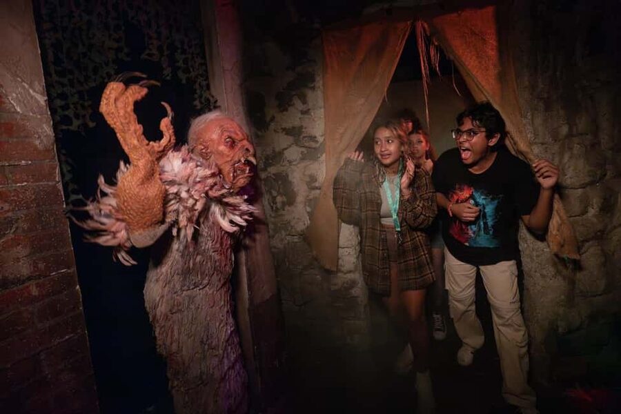 Universal Orlando Resort: Halloween Horror Nights - What your $96 buys at Halloween Horror Nights
